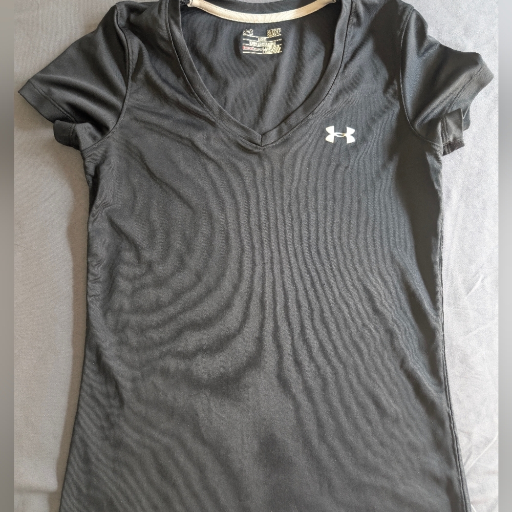 Women's Under Armour Heat Gear Polyester Shirt‎ Size Small